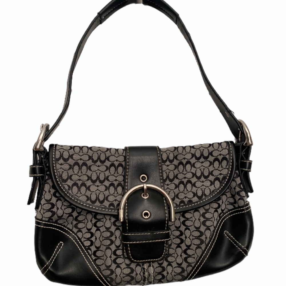 SOLD-Coach soho pochette -black- amazing condition!